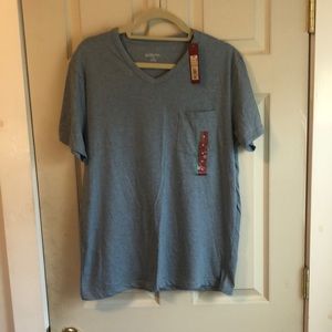 NWT mens v-neck, short sleeve tee